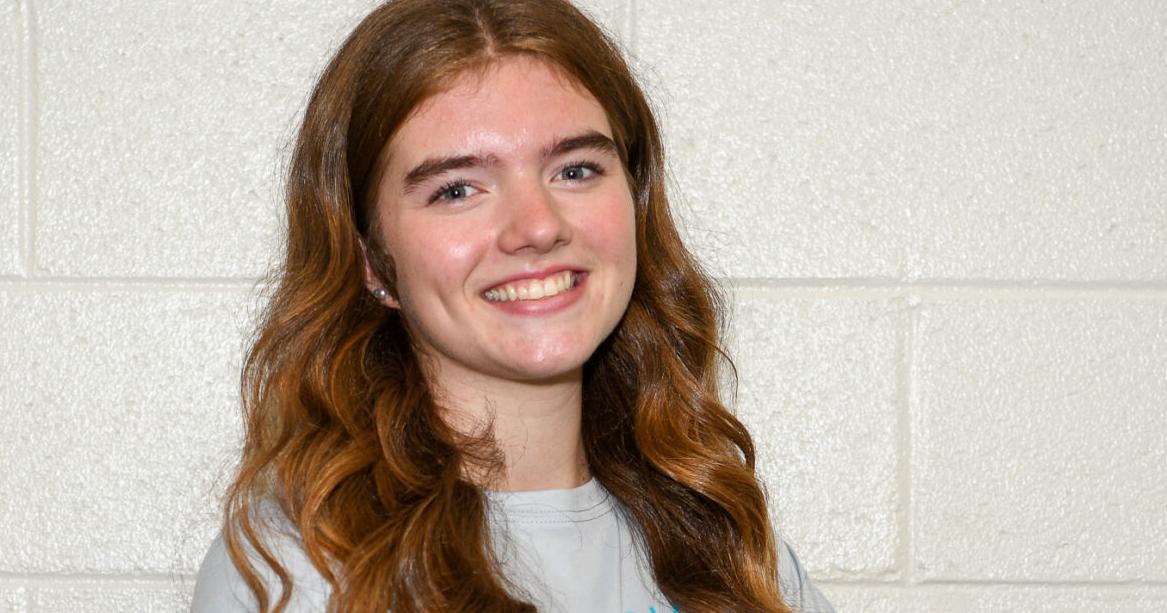 VOLLEYBALL ROUNDUP: Seckinger improves start to 11-1 with 4 wins