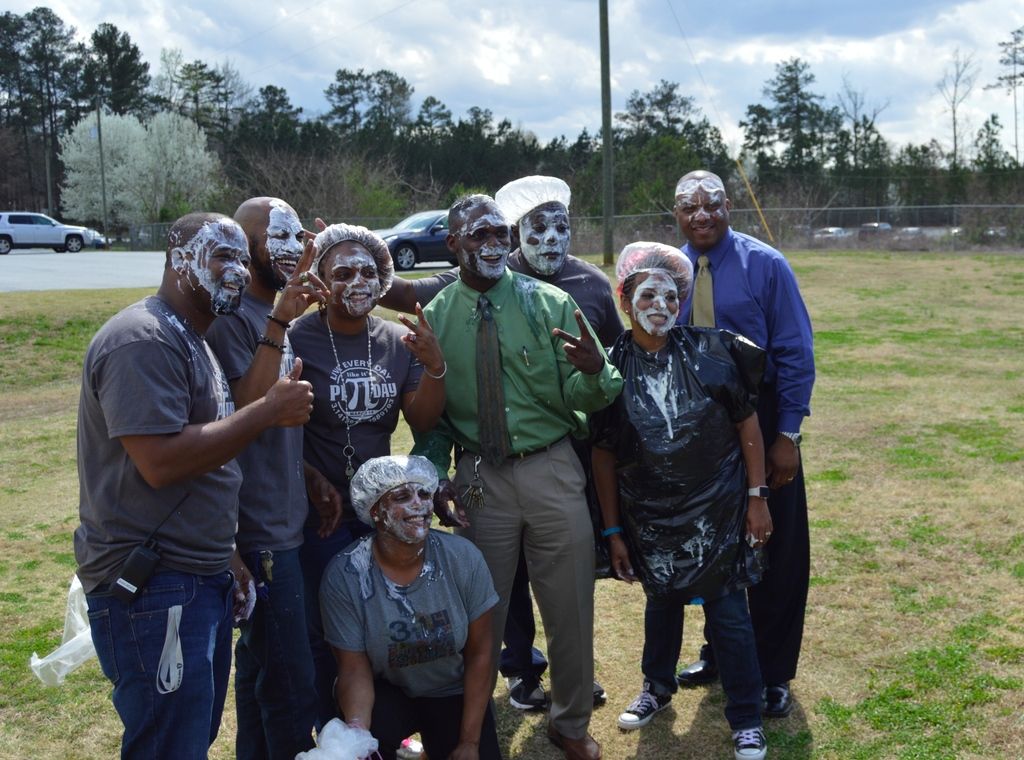 Shiloh Middle celebrates Pi Day with pie smashing Snellville
