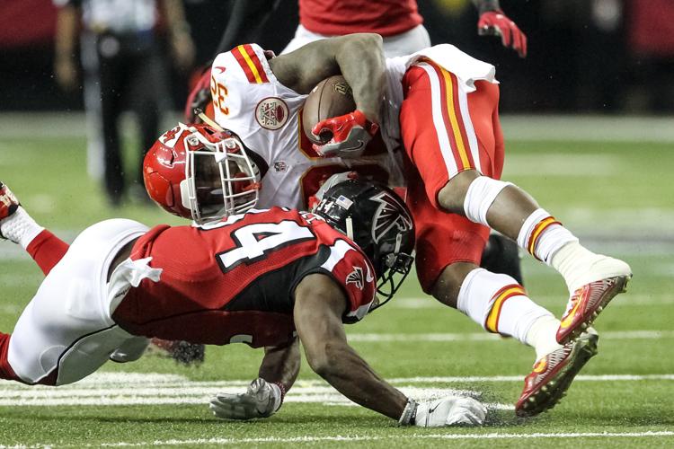 Berry's 2 picks carry Chiefs to 29-28 win over Falcons