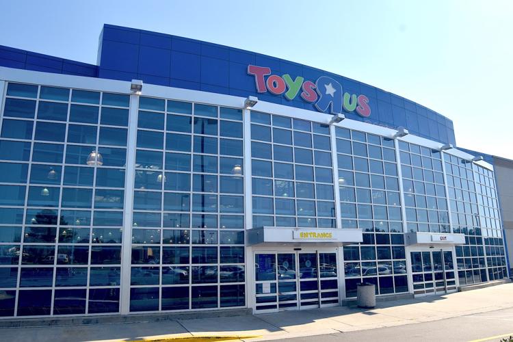 TOYS'R'US - Great Eastern Mall