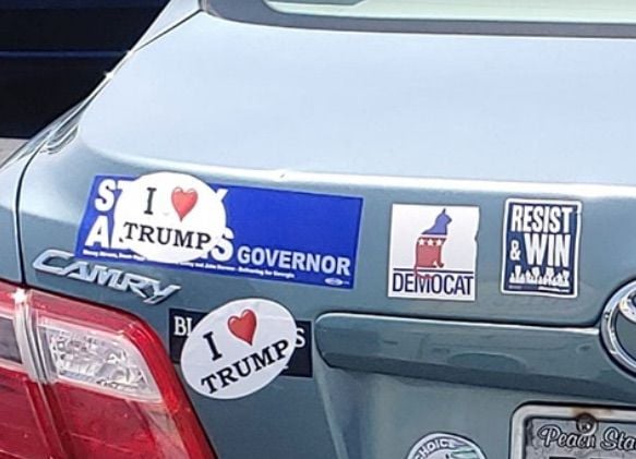 TRUMP 2020 STICKER KANSAS GOVERNOR IS AN IDIOT DECAL WINDOW BUMPER ELECTION 