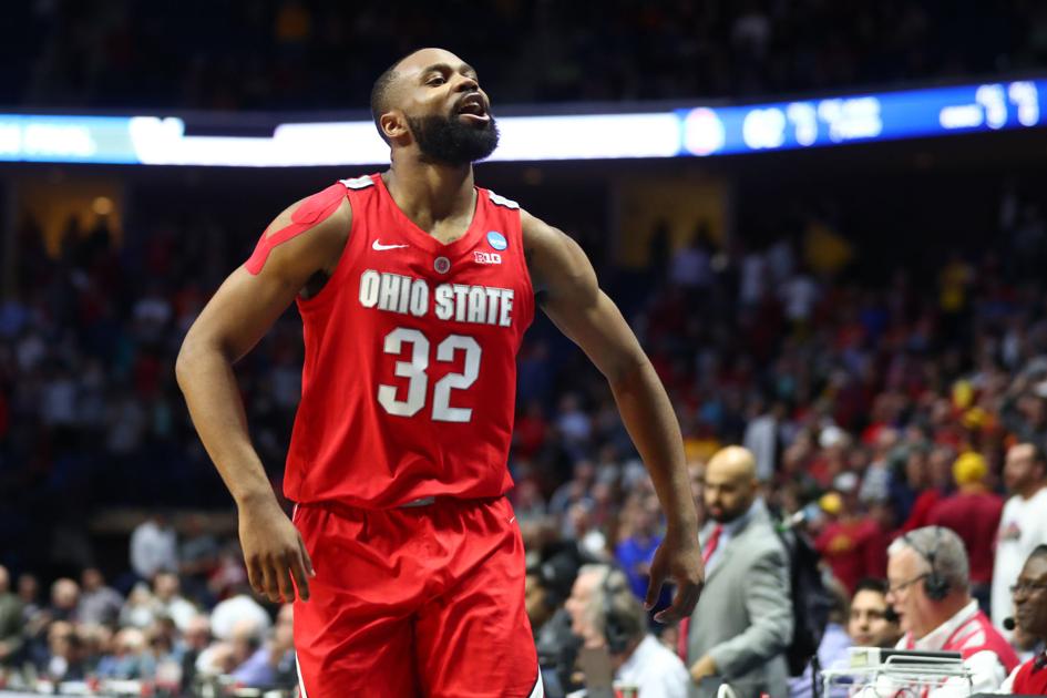 Woods Scores 19 As Ohio State Upends Iowa State Sports