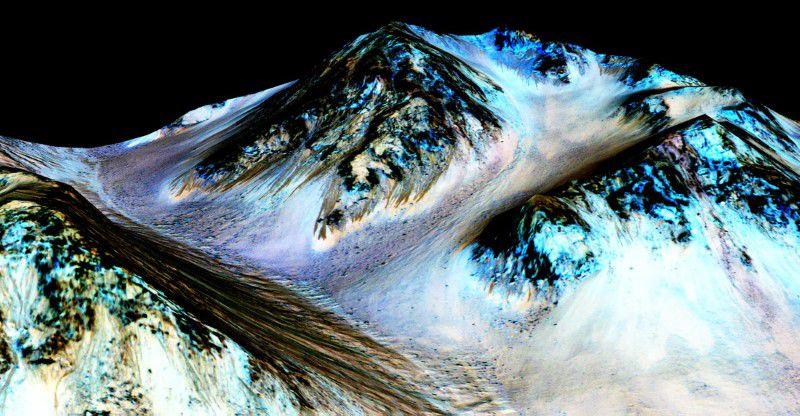 Obama says work has begun on habitats to help humans reach Mars