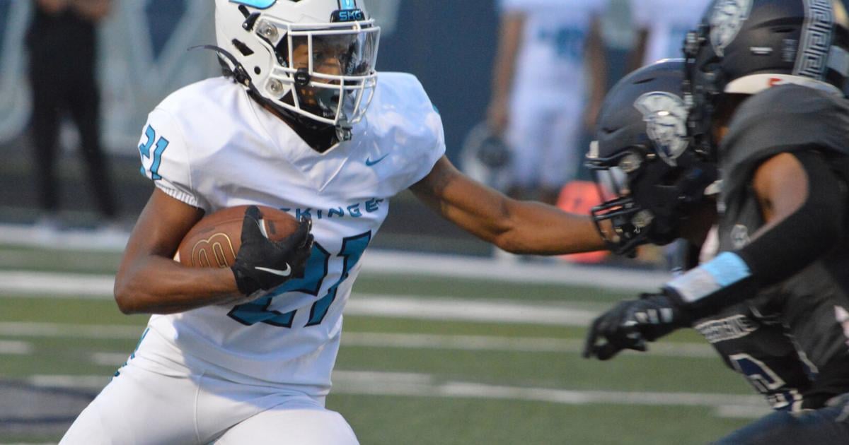 Seckinger Surges After Weather Stoppage for Week 1 Win