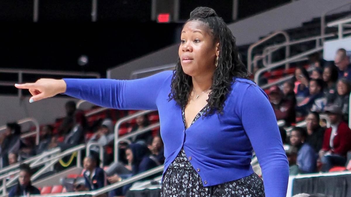 Central Gwinnett Grad Latoya Carter Jones Enjoys Coaching Journey