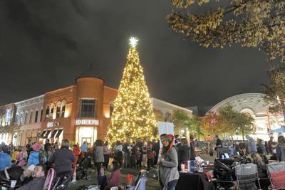 Annual Hometown Christmas Parade In Lawrenceville Ga 2022 Calendar Of Holiday Events Happening In And Around Gwinnett | Entertainment  | Gwinnettdailypost.com