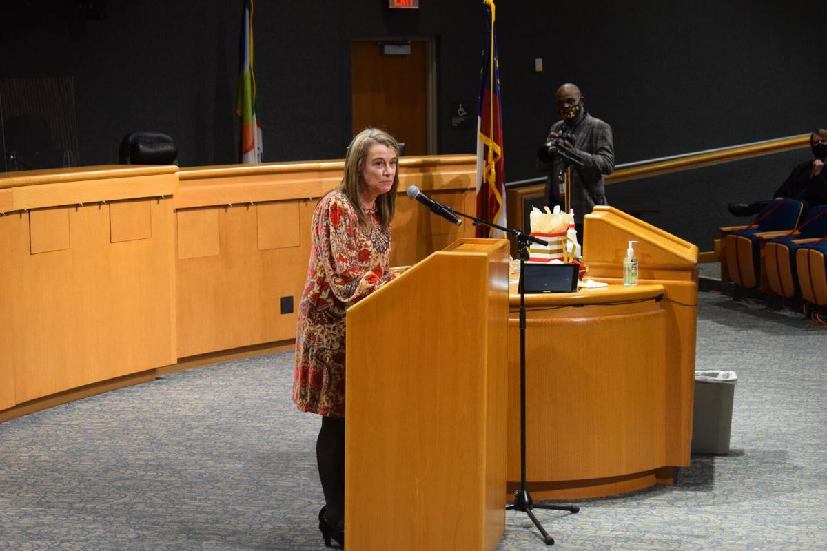 Kirkland Carden Sworn In As Gwinnett S New District 1 Commissioner News Gwinnettdailypost Com