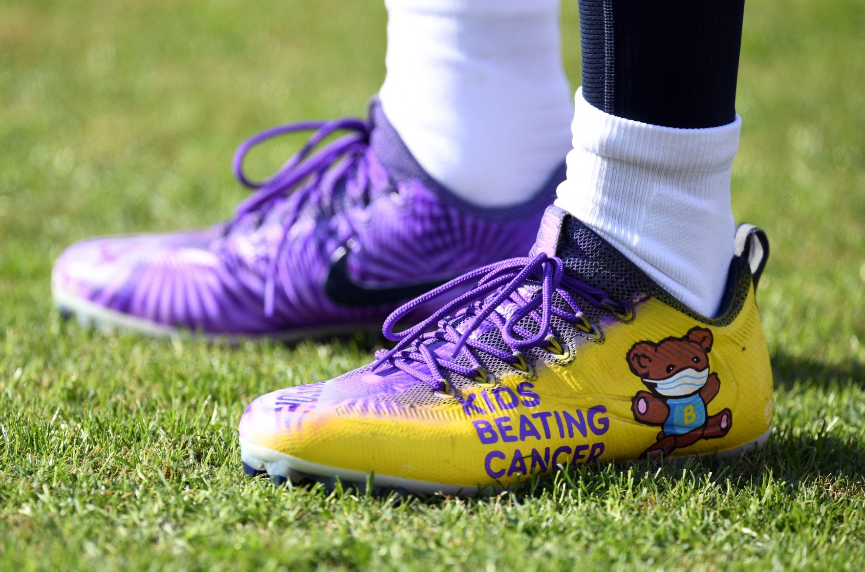 custom cleats return policy