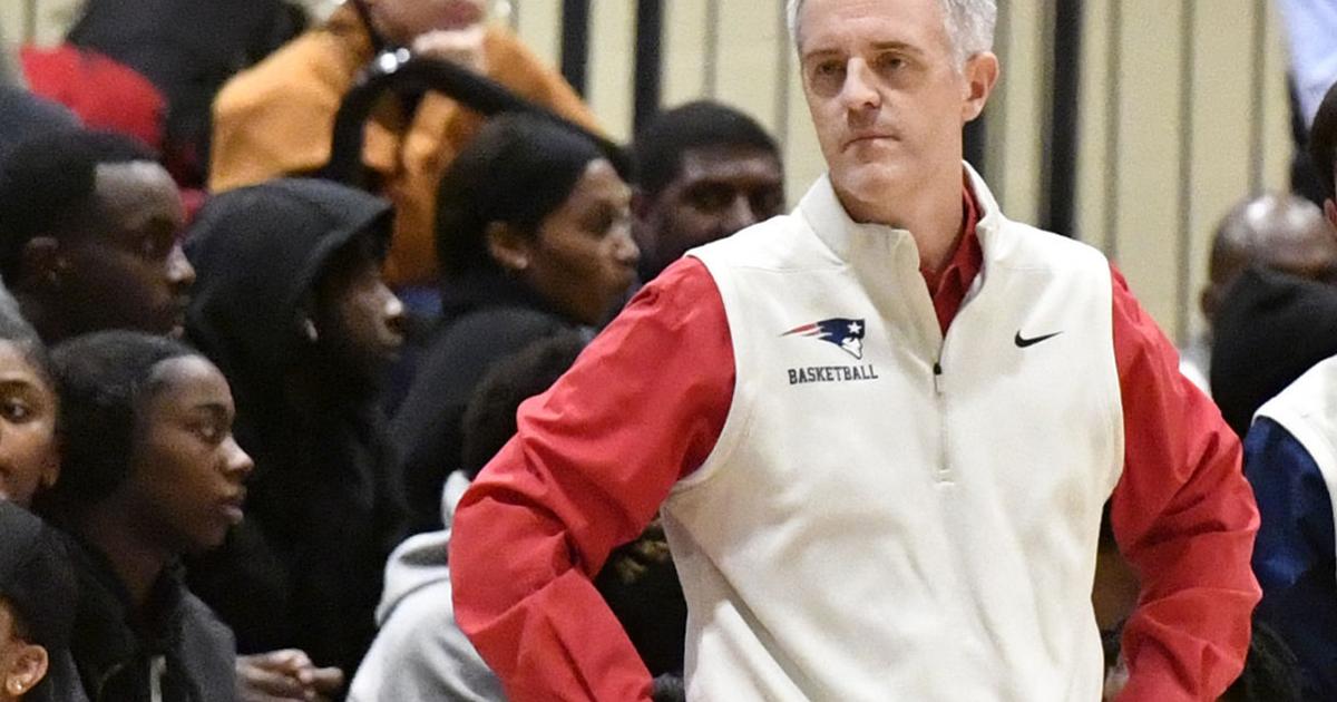 Seckinger Hires Greg Phillips as Head Boys Basketball Coach
