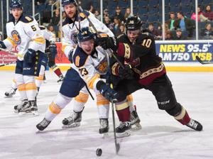Gladiators blasted by Admirals in third-period collapse