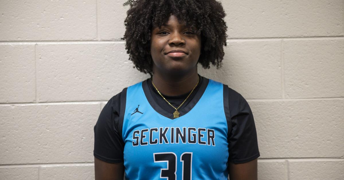 GIRLS BASKETBALL ROUNDUP: Seckinger Earns First Victory
