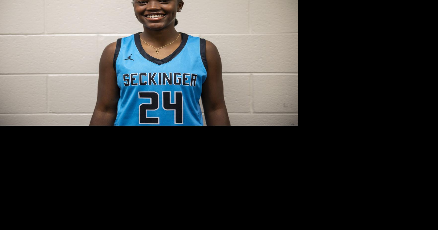 Alaina Johnson Leads Seckinger Girls Basketball to 2nd Straight Win
