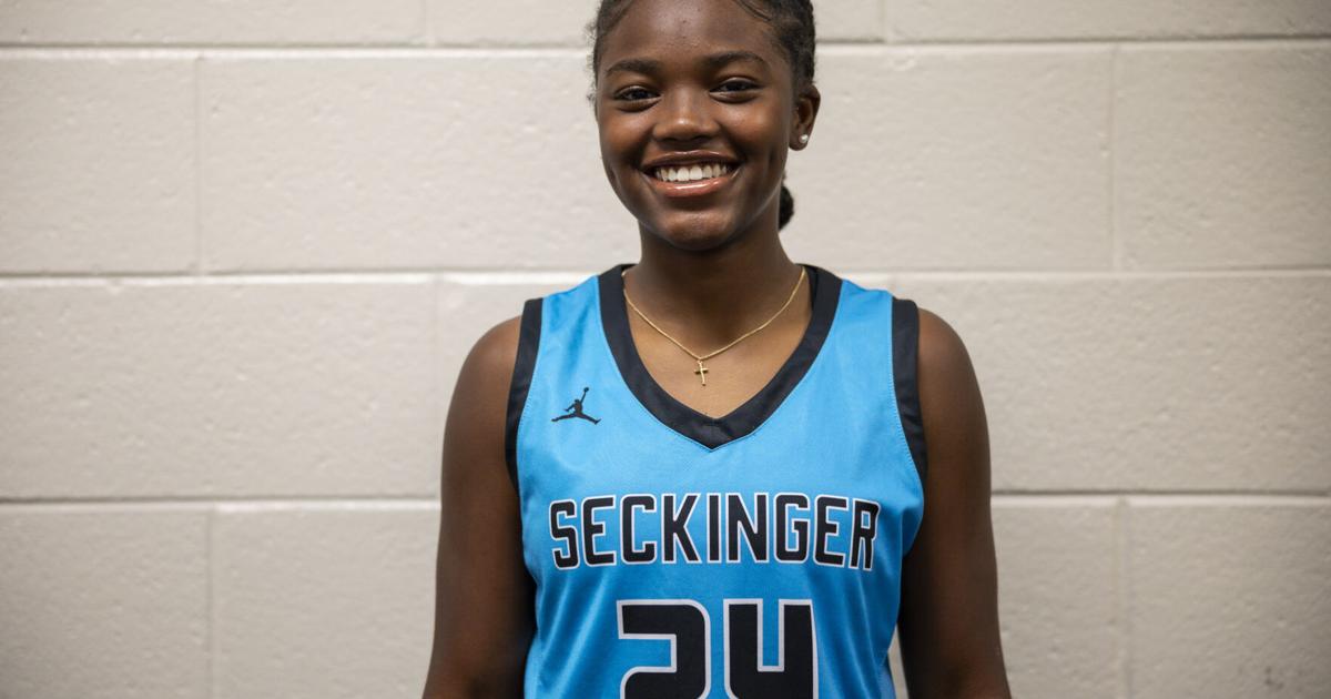 Alaina Johnson Leads Seckinger Girls Basketball to 2nd Straight Win