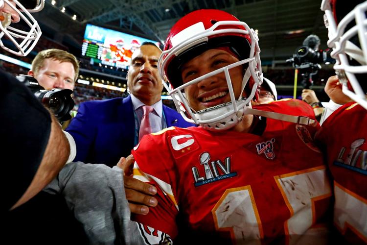Super Bowl LIV: Mahomes leads Chiefs' rally past 49ers in Super