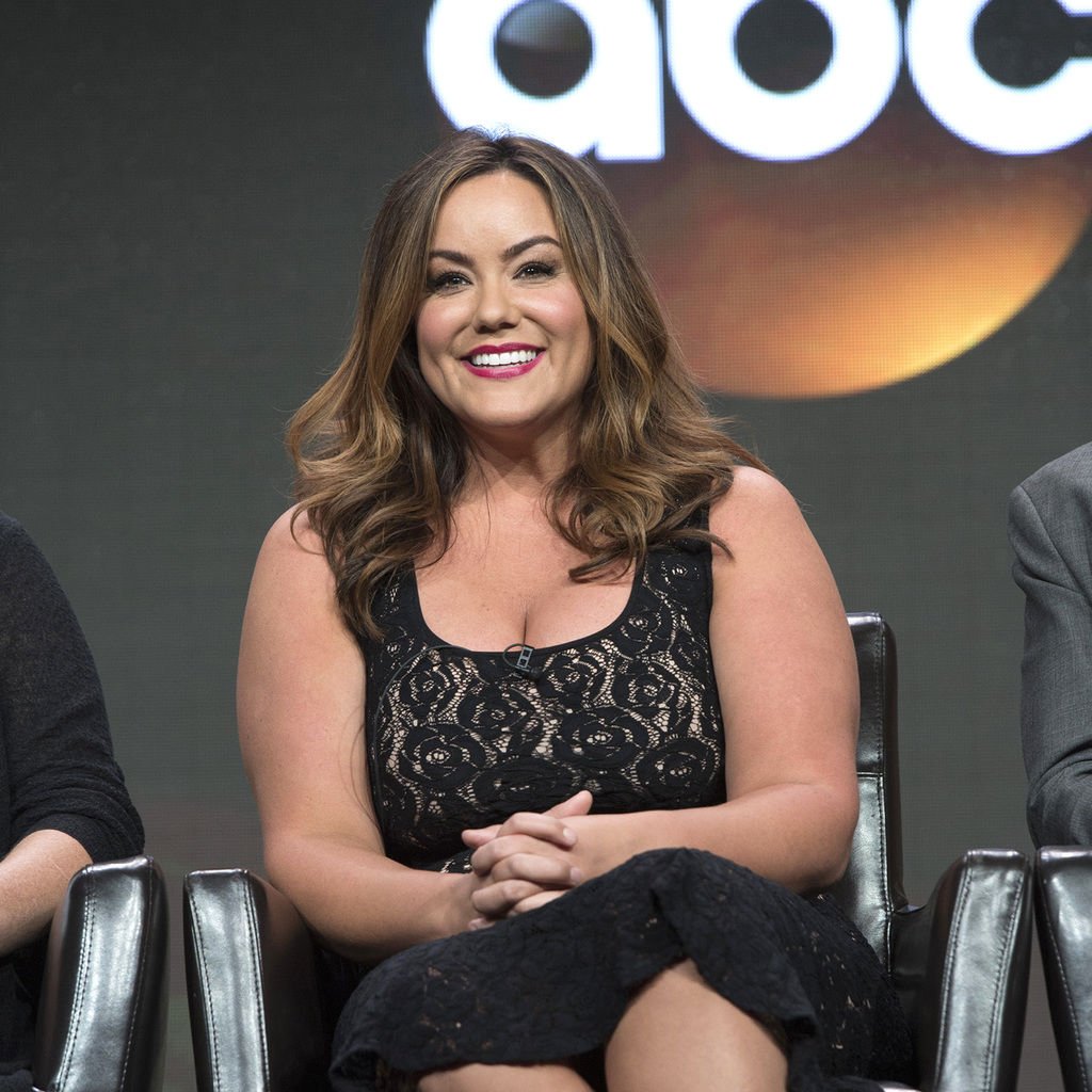 Katy Mixon is an amusing ‘American Housewife’ in new ABC