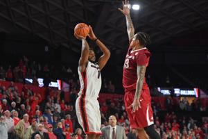 Georgia falls to Arkansas in double overtime