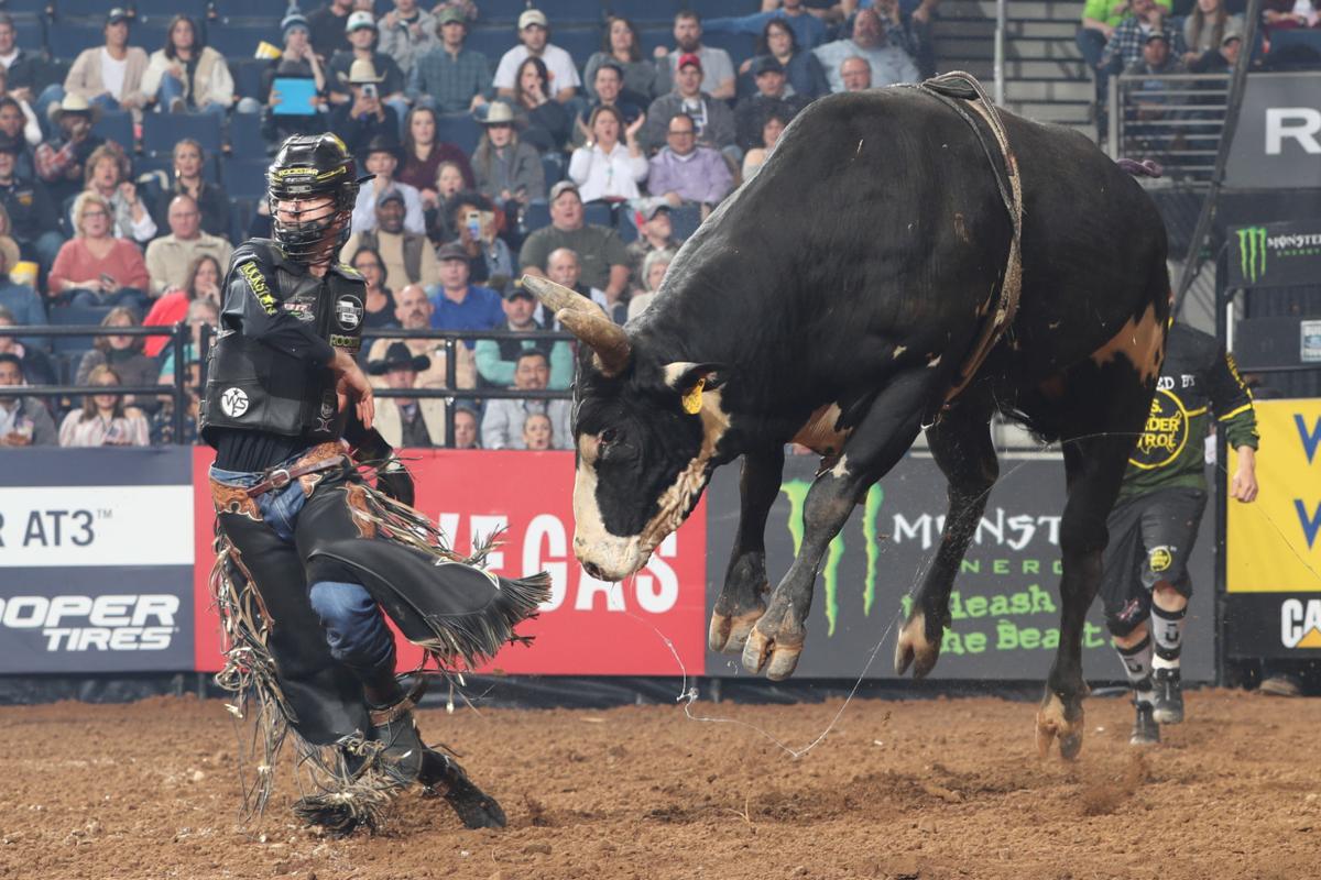 Photos Pro Bull Riders At Infinite Energy Arena News Gwinnettdailypost Com