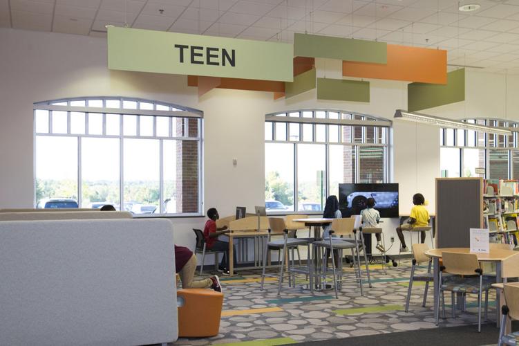 Lilburn leaders celebrate new City Hall, library opening