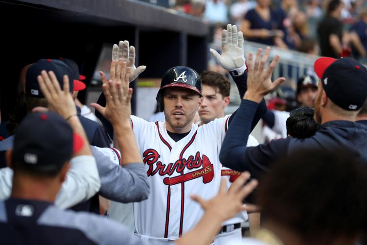 Freddie Freeman, Josh Donaldson power Atlanta Braves to series win