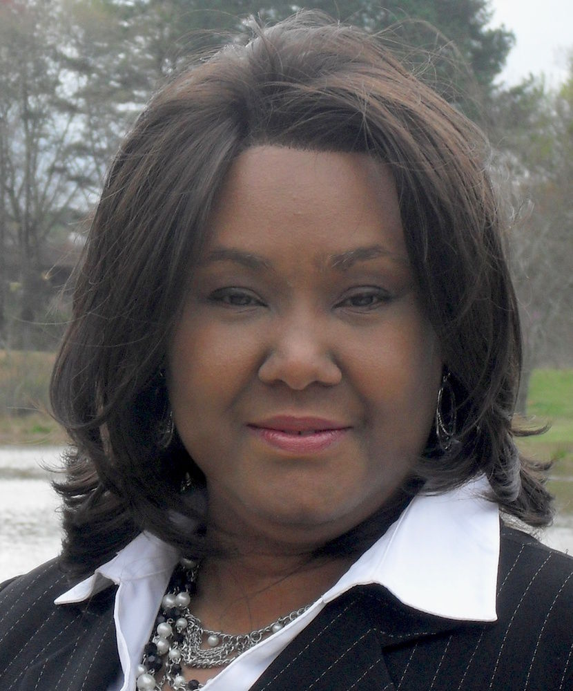 U.S. Senate challengers take aim at Isakson