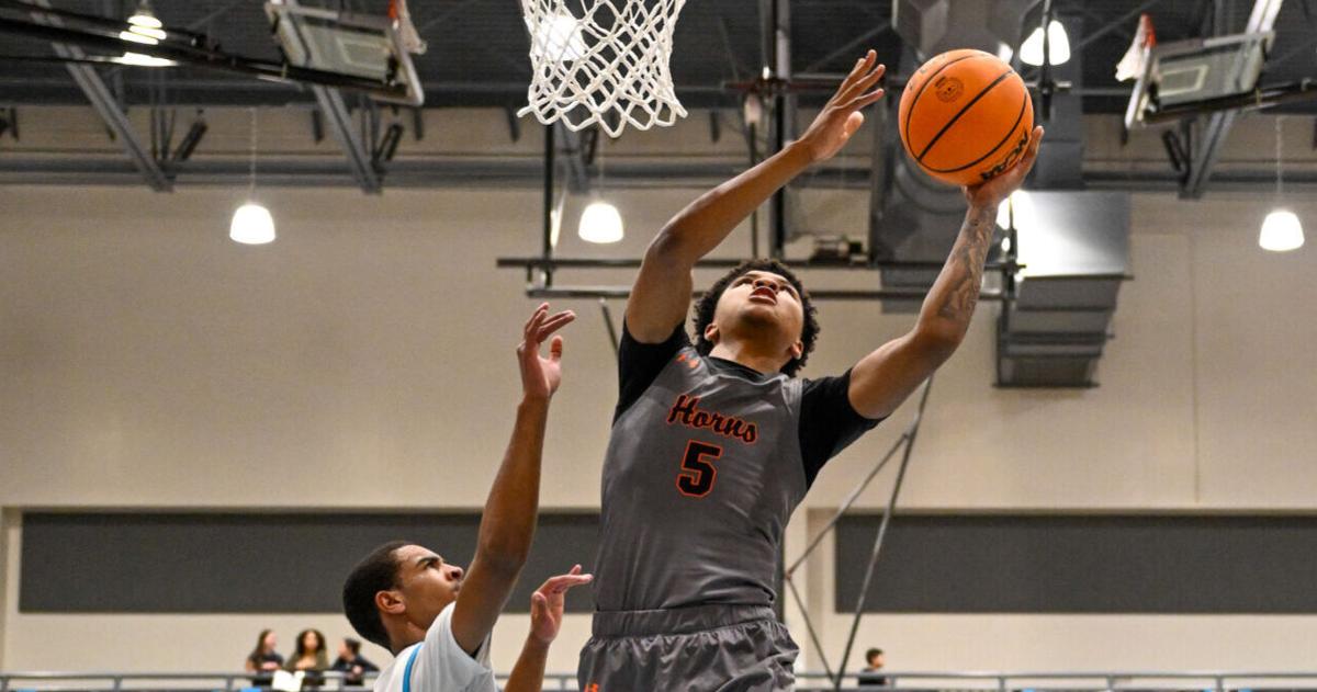 Lanier, Seckinger Basketball Teams Earn 7-AAAAA Honors