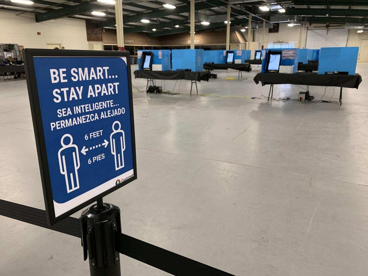 Early voting steadier than expected at elections headquarters