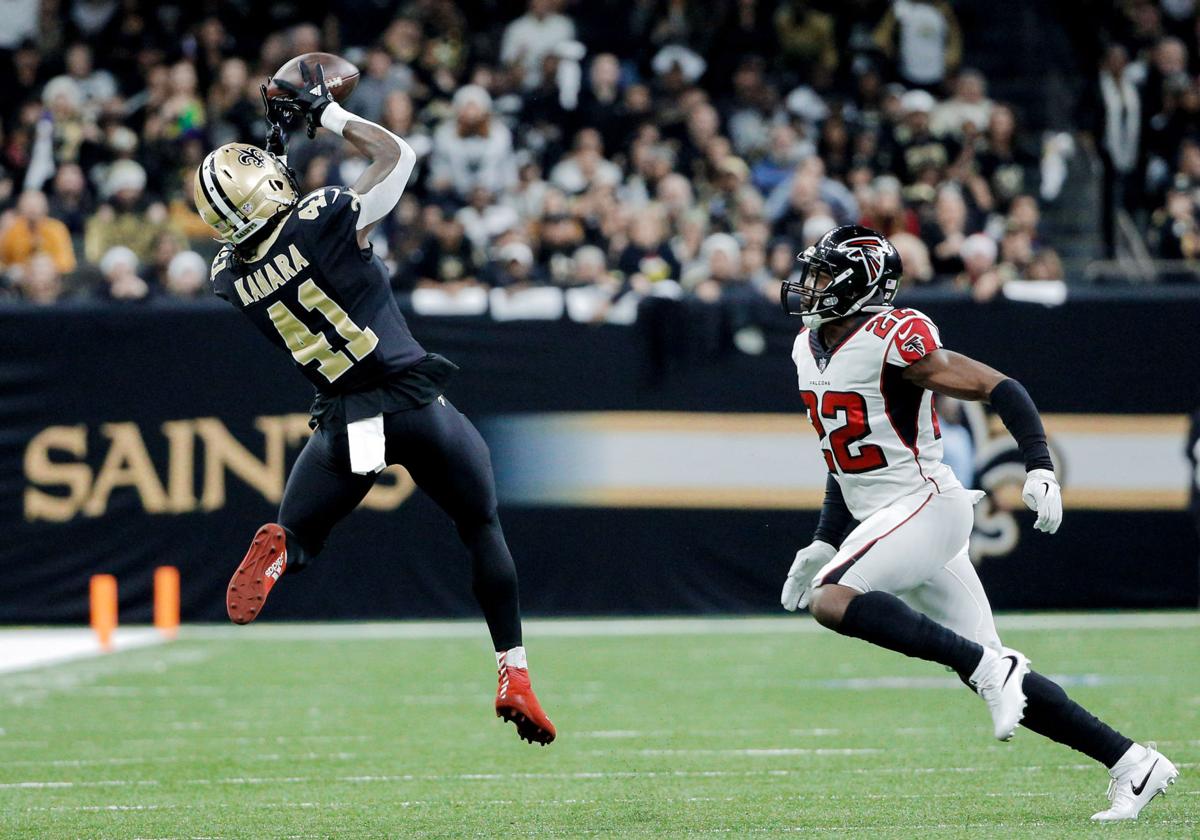 norcross grad alvin kamara facing fine for christmas cleats worn in win over falcons professional gwinnettdailypost com