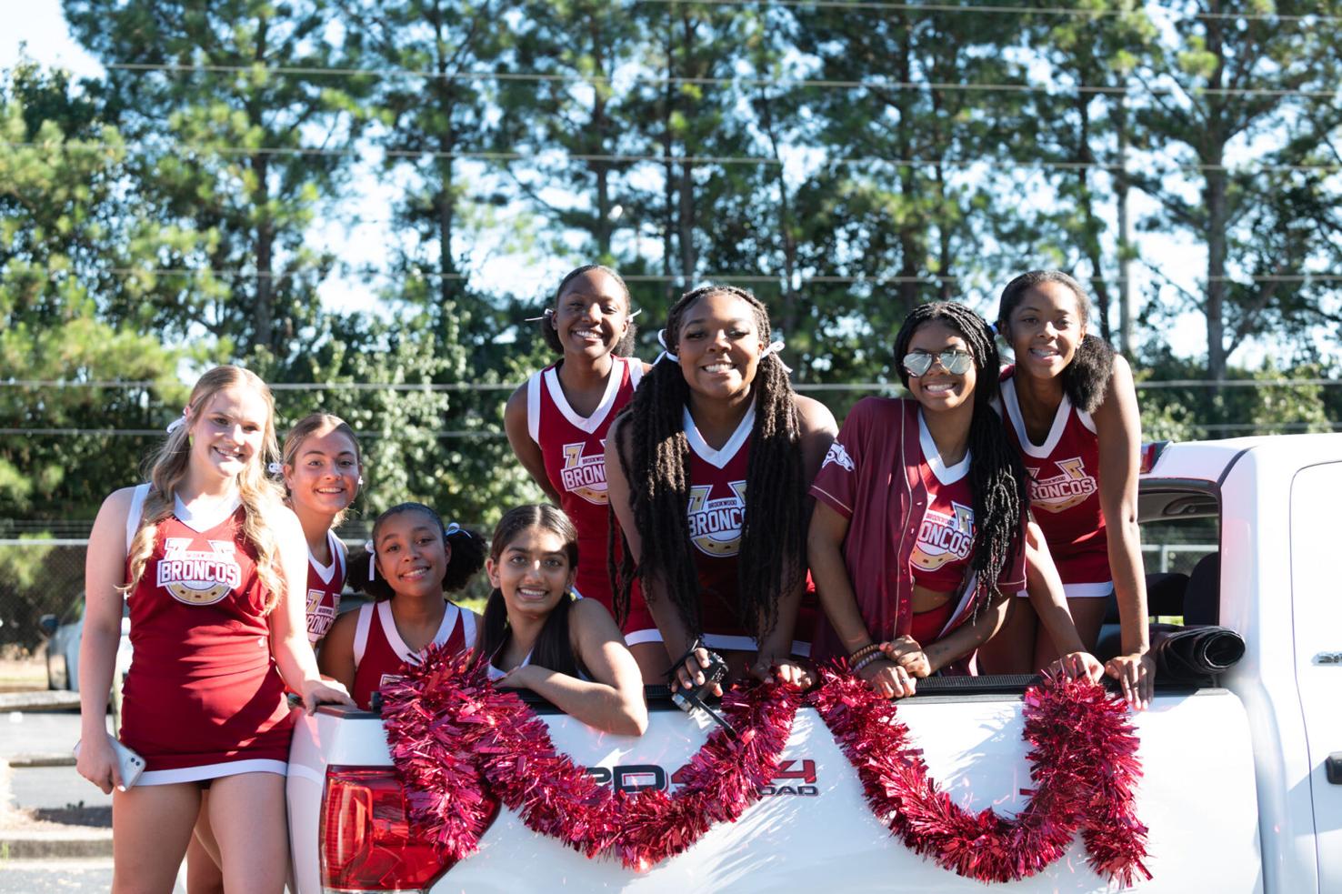 PHOTOS 2022 Brookwood High School Parade, Festivities