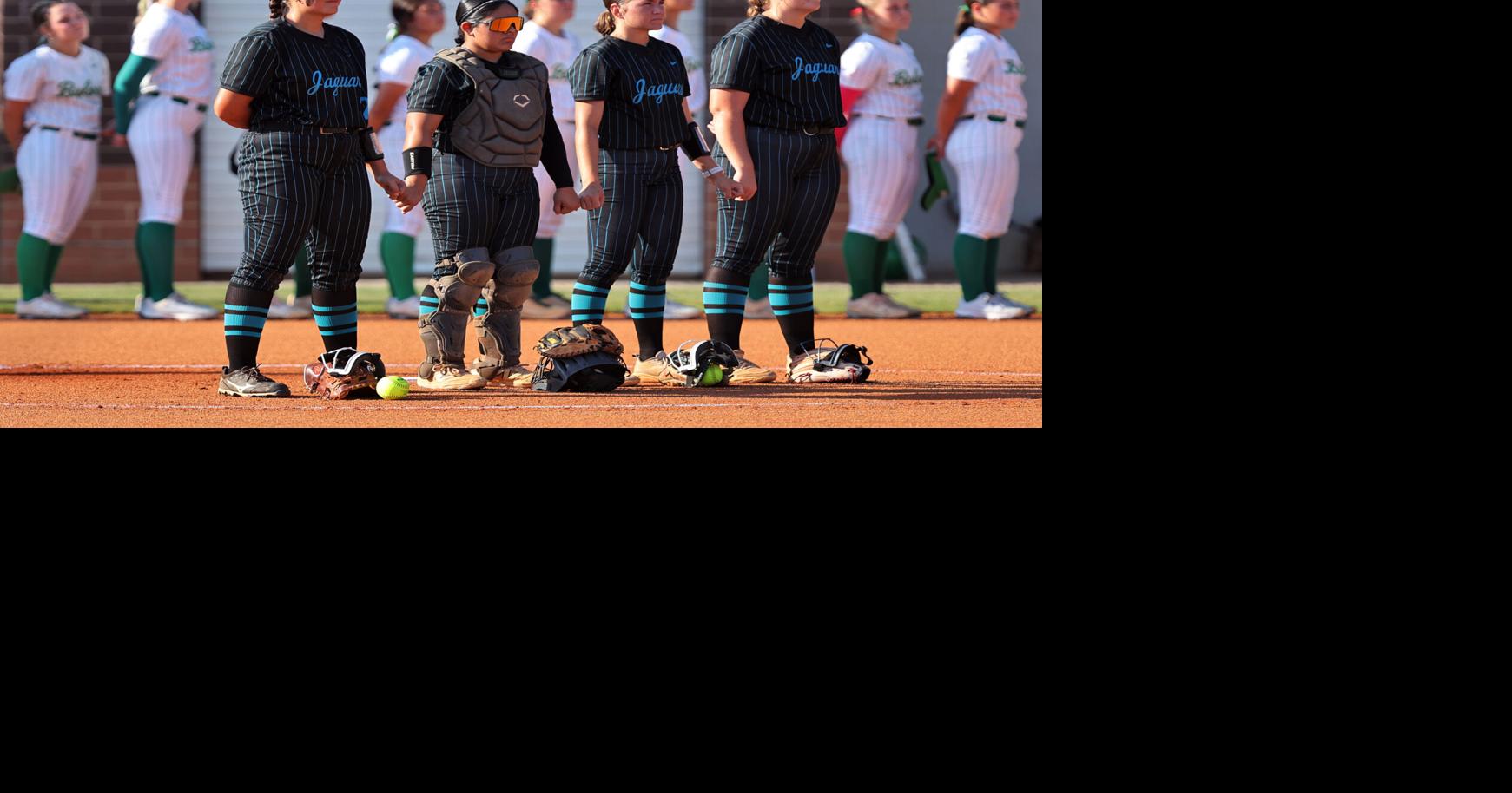 Seckinger softball returns to another Sweet 16