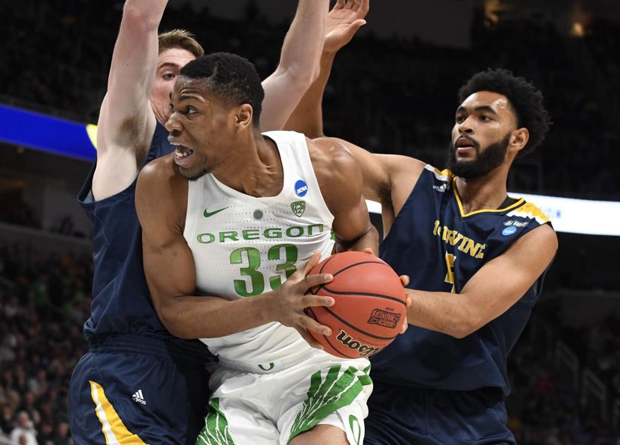 Pritchard Oregon Overcome Uc Irvine To Reach Sweet 16 Sports
