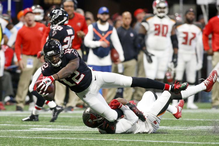 Monster game from Julio Jones lifts banged-up Falcons past