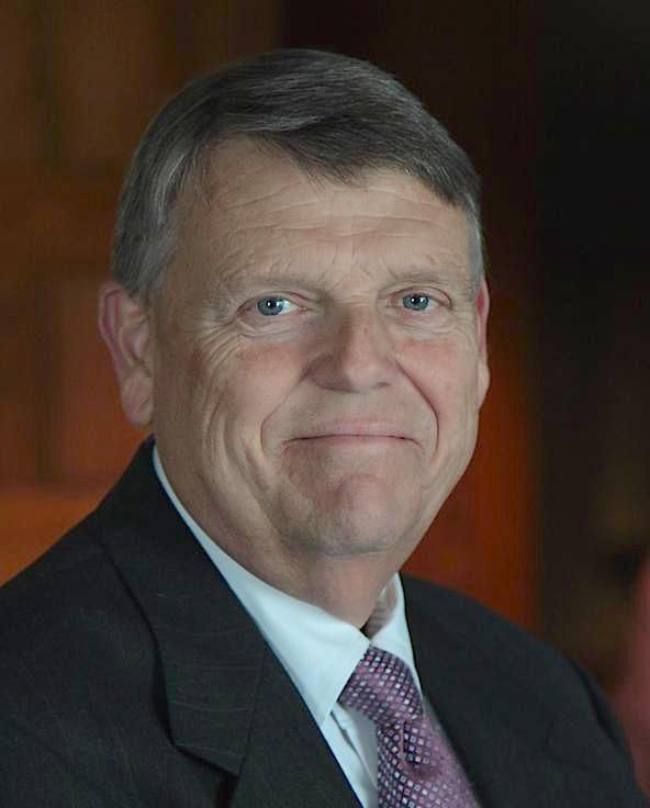 U.S. Senate challengers take aim at Isakson