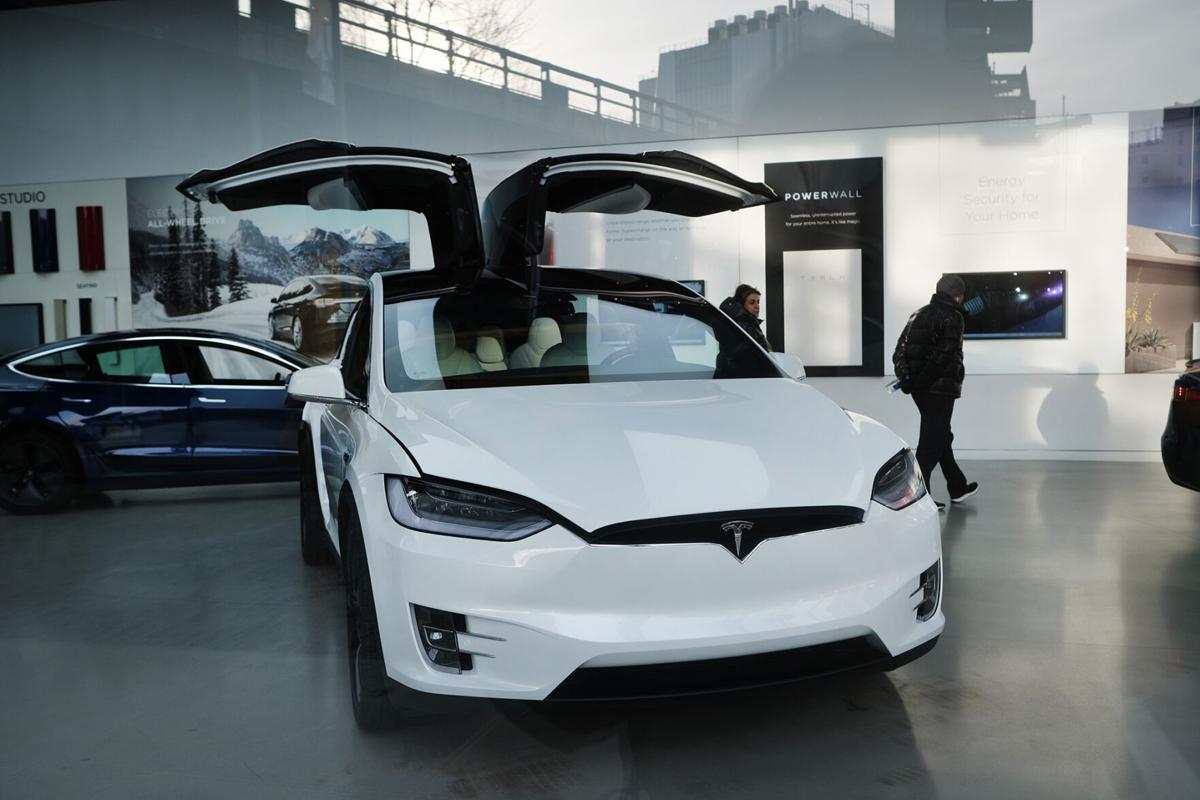 Apple And Tesla Just Announced Stock Splits Here S What That