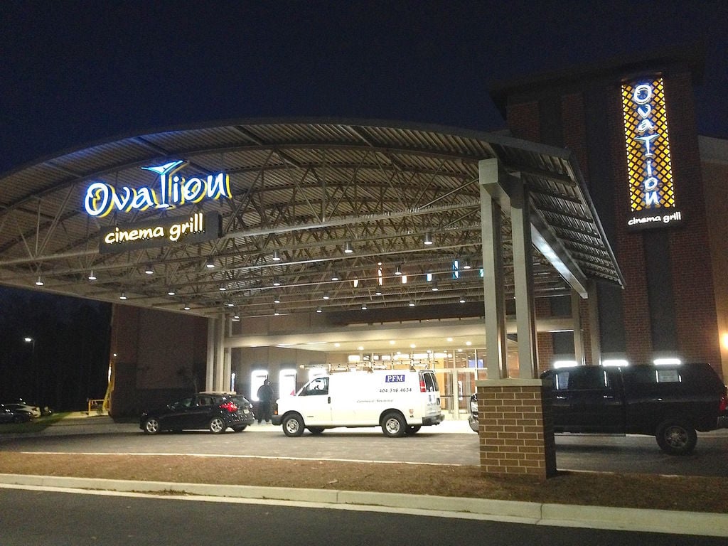 New Ovation Cinema Grill 11 theater on Scenic Highway opens ...