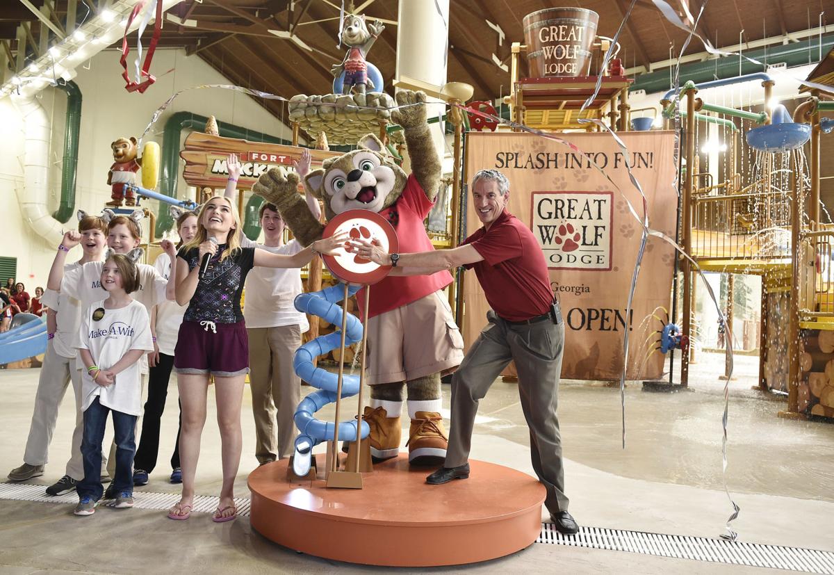 Working At Great Wolf Resorts: Employee Reviews And Culture - Zippia