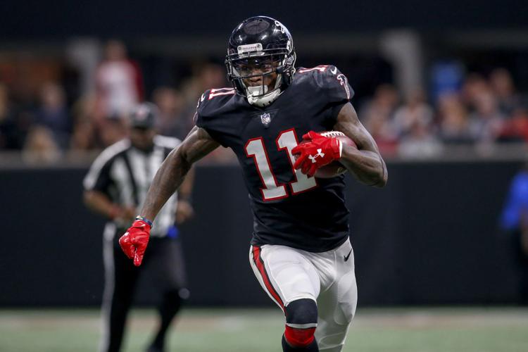 Monster game from Julio Jones lifts banged-up Falcons past