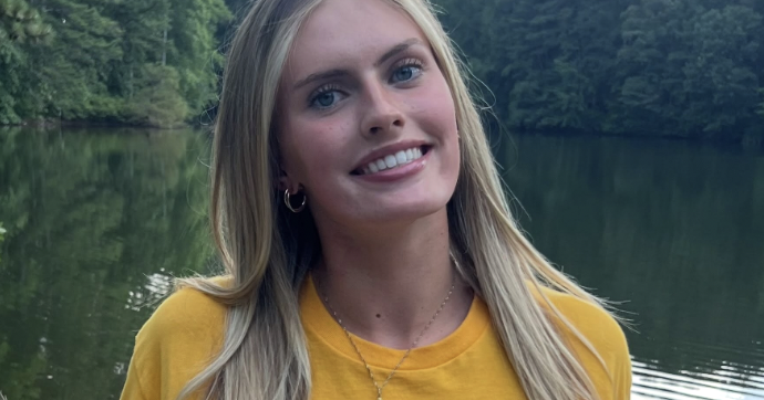 North Gwinnett swimmer Ella Waters commits to Missouri