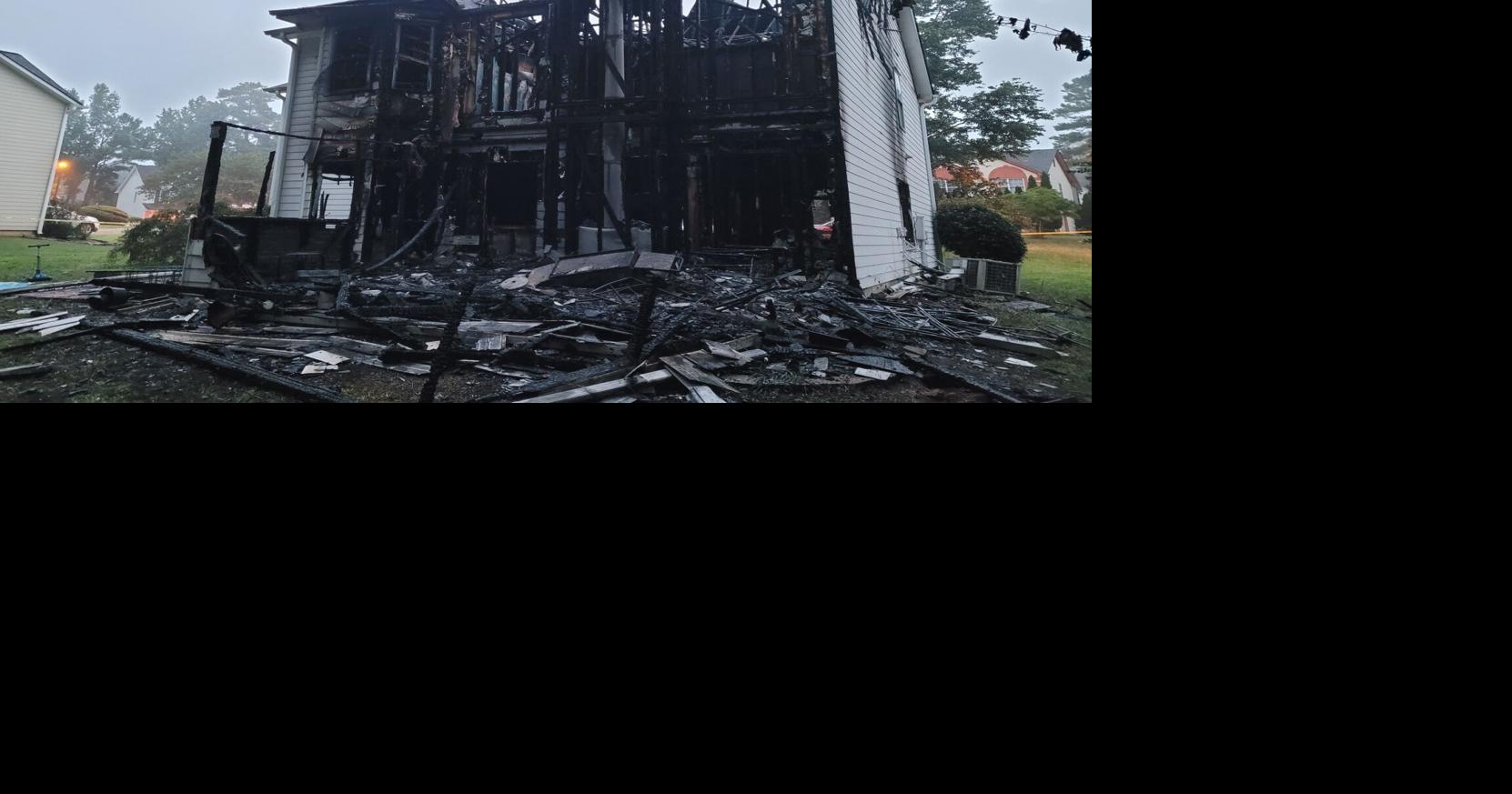 PHOTOS firefighters battle fire at home in Lilburn Slideshows