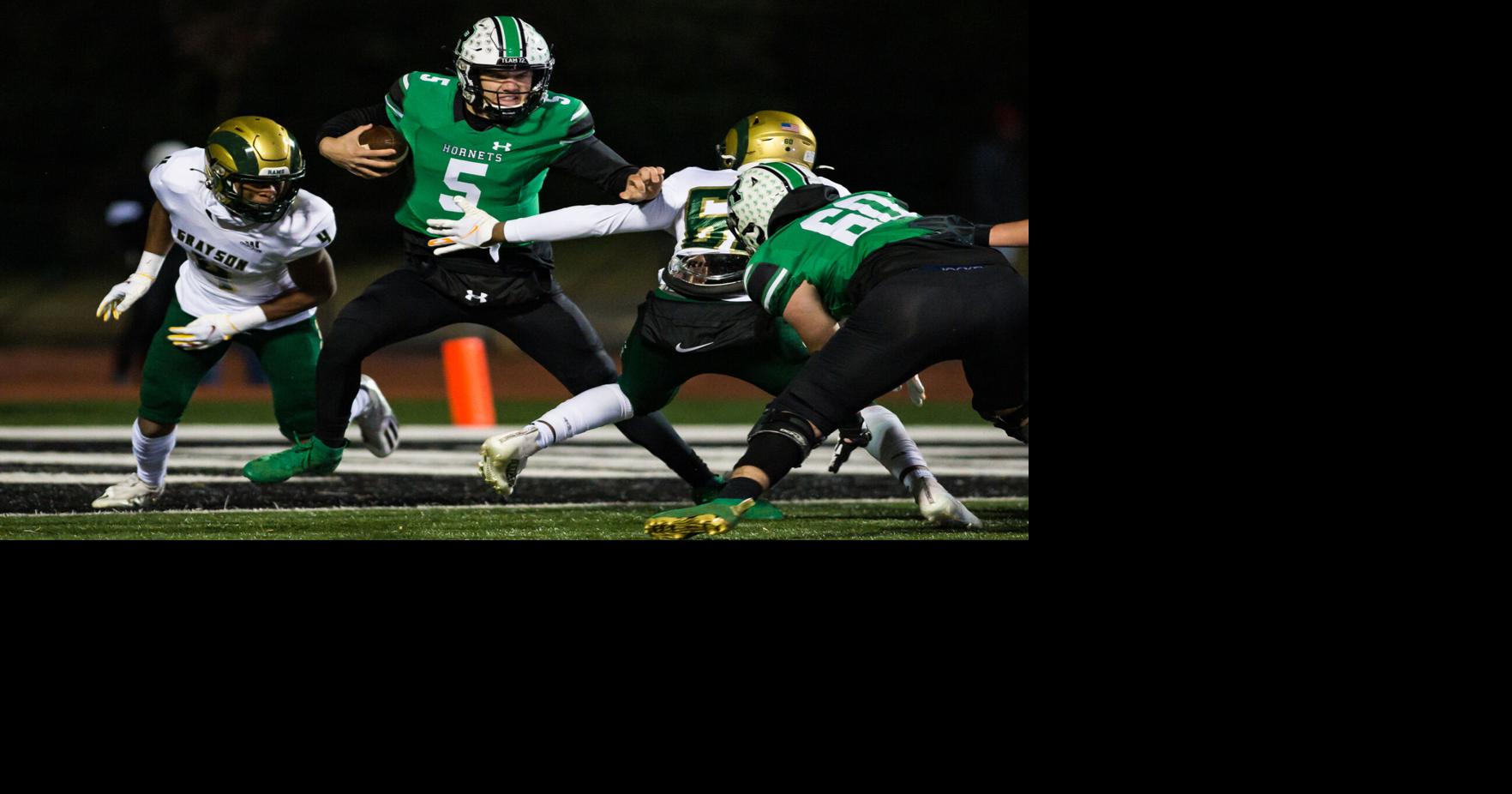 Roswell quarterback Robbie Roper dies after complications from surgery ...