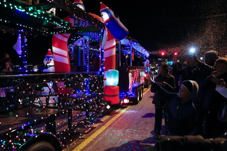 Lawrenceville announces details for Friday’s Christmas parade News