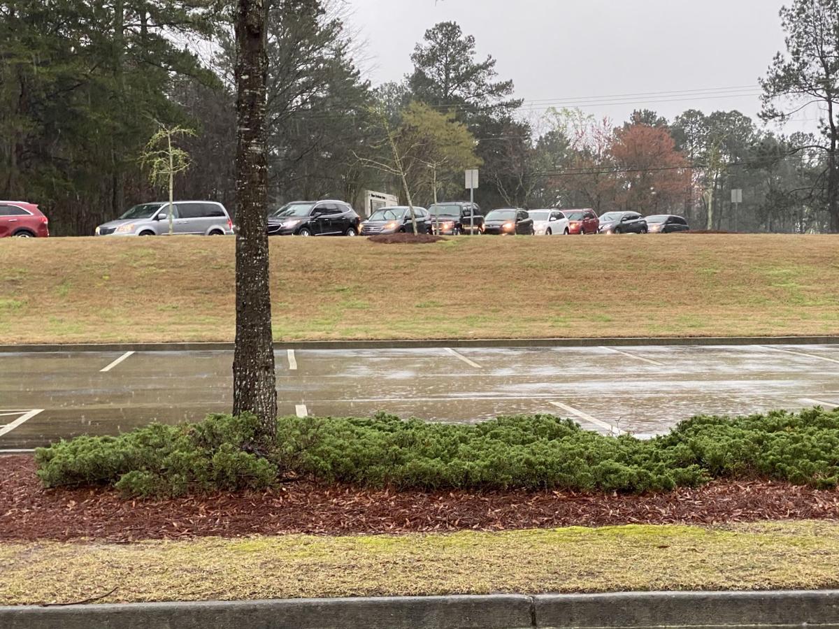 Duncan Creek Elementary has parade to lift students' spirits News