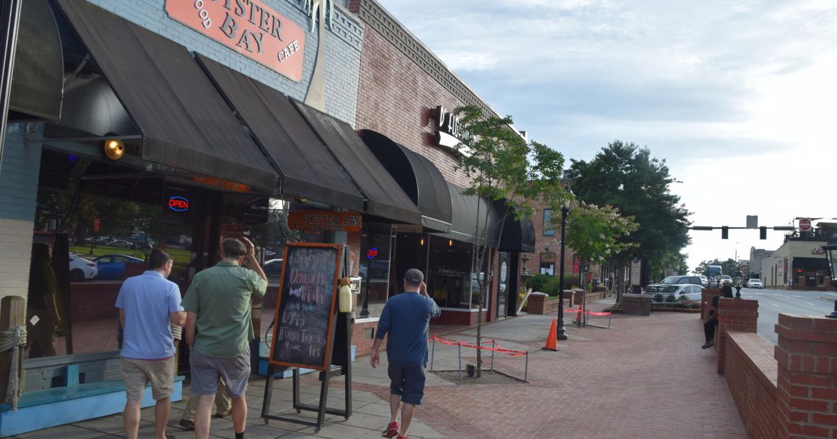 Lawrenceville Adding More Outdoor Dining Areas On The Town Square News Gwinnettdailypostcom Lawrenceville Adding More Outdoor Dining Areas On The Town Square News Gwinnettdailypostcom