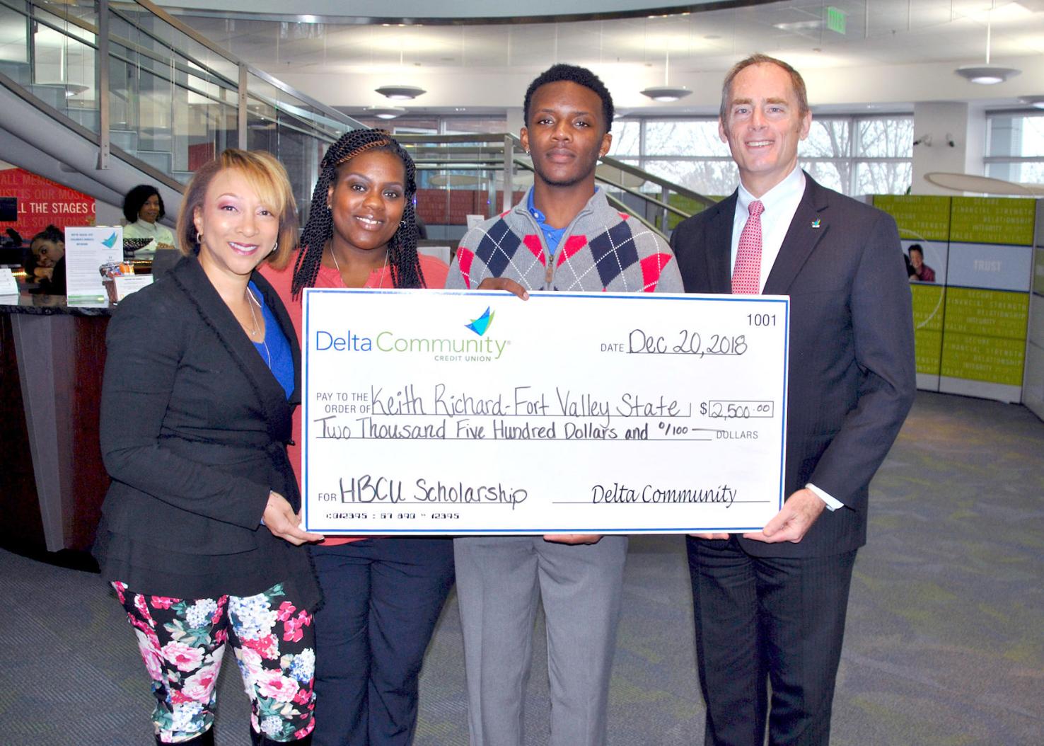 Snellville Resident Receives 2 500 Scholarship From Delta Community