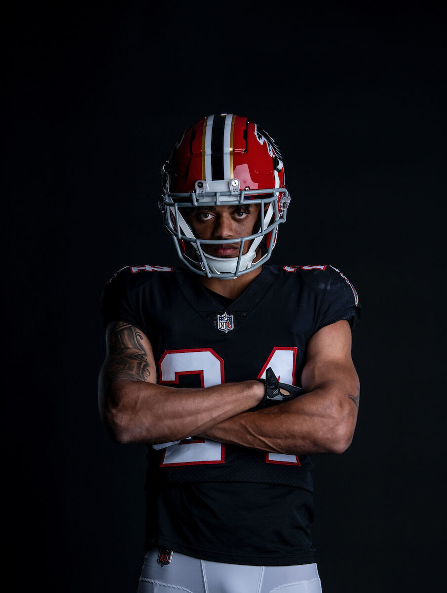 PHOTOS: Atlanta Falcons to bring back red helmets in 2022, Slideshows