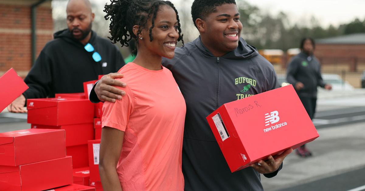 Homeless Items Collection PHOTOS: Olivia Harris gifts Buford track and field teammates with New ...