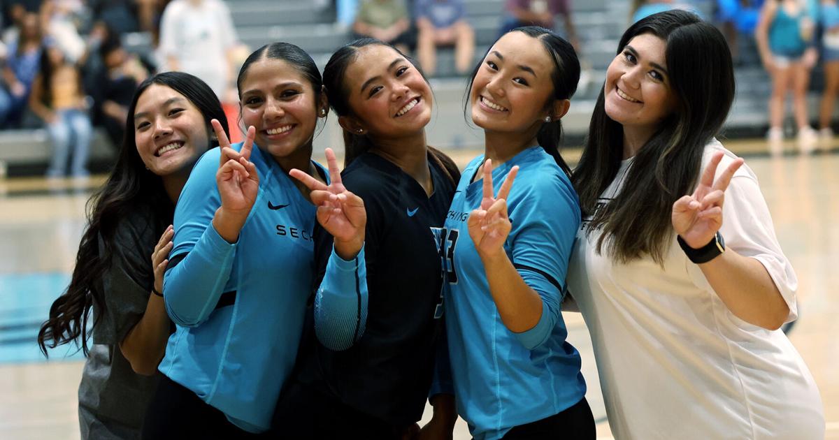 PHOTOS: Discovery at Seckinger Volleyball