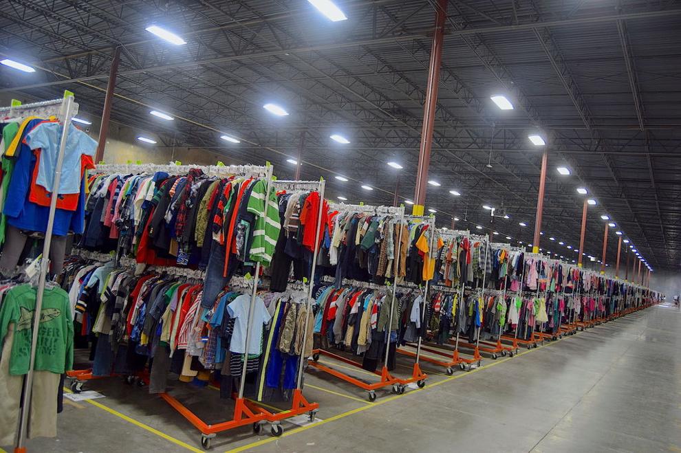 ThredUp adding 700 jobs with opening of new distribution center in