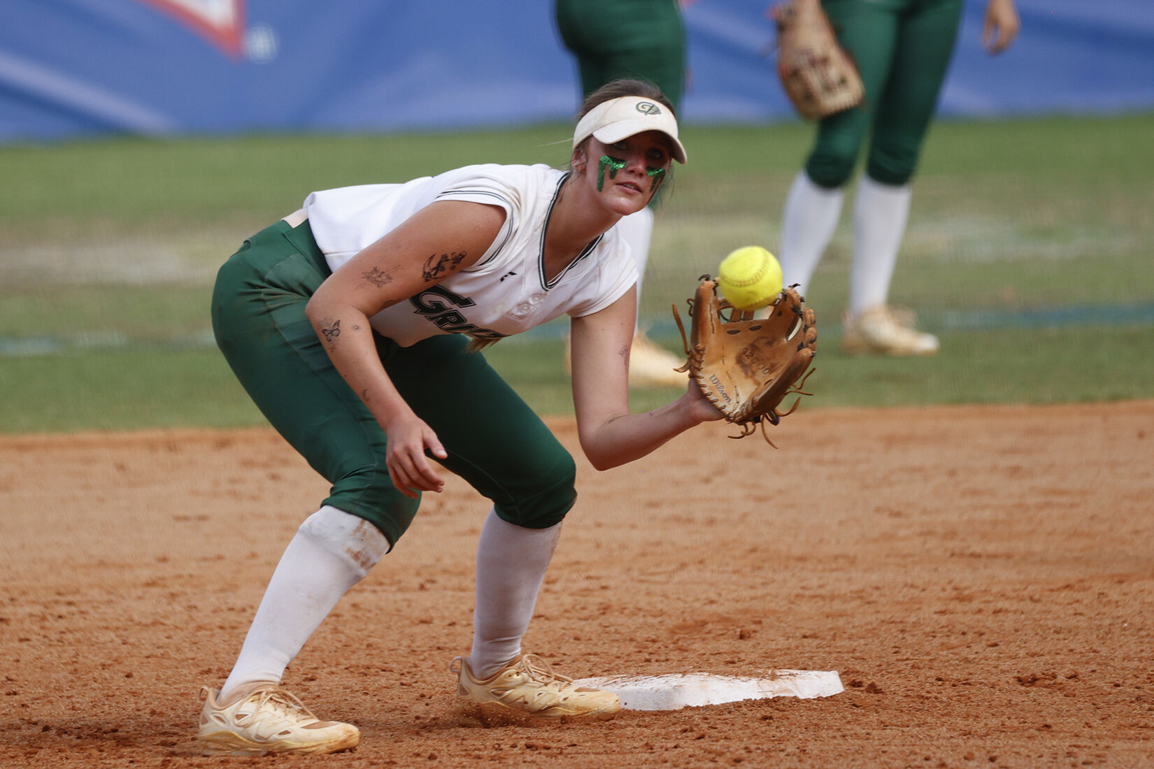 PHOTOS College vs. Grand View Softball, NAIA World