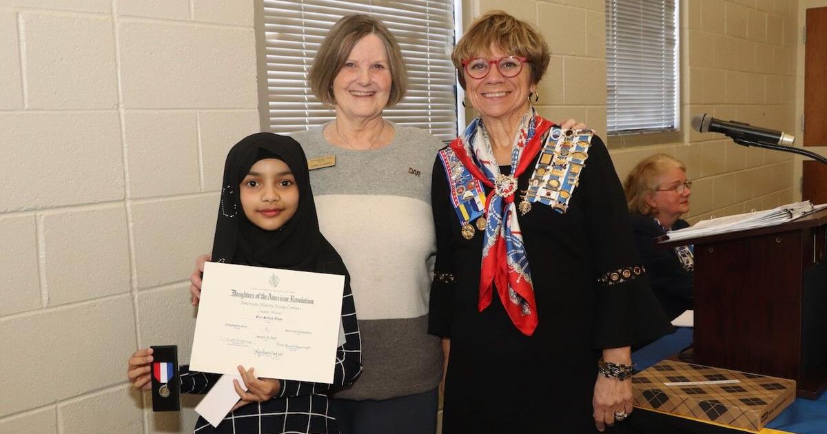 Winn Holt Elementary School student wins Philadelphia Winn DAR's