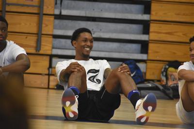 South Gwinnett Grad Lou Williams Excited To Play Alongside Kawhi
